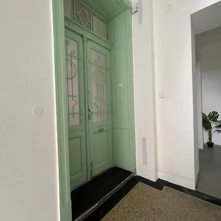 Апартаменти Vintage Center *